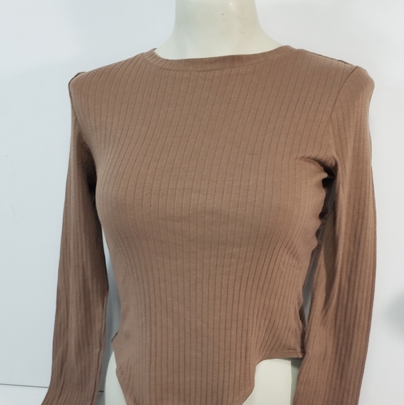 SHEIN Long Sleeve Bodysuit - Picture 2 of 6